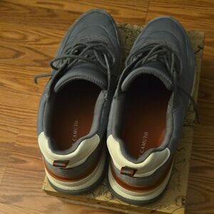Vince Camuto Men's Gray and White Sneakers